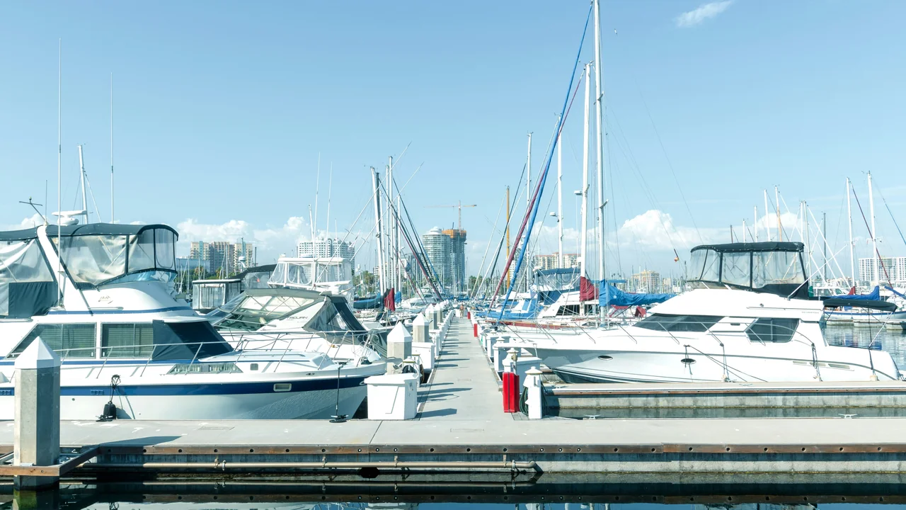 Private mooring rules